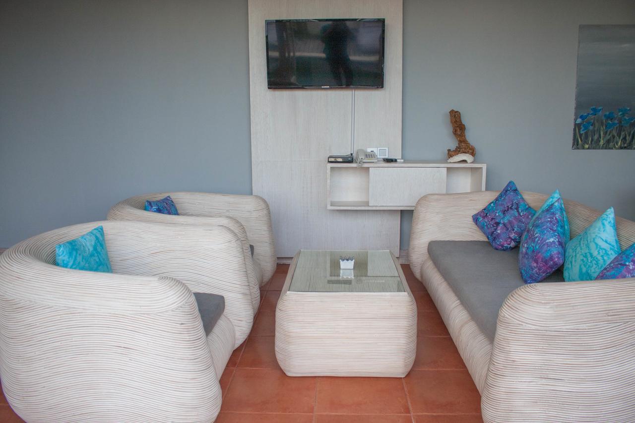 The Suites Lombok Lembar  Εξωτερικό φωτογραφία
